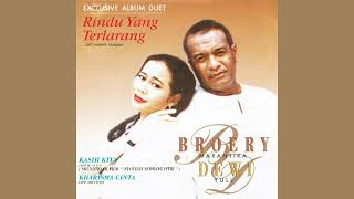 Download lagu Broery Marantika & Dewi Yull - Kharisma Cinta mp3 Download lagu Broery Marantika & Dewi Yull - Kharisma Cinta mp3