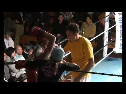 Deadly Debut 1 Fight 14 - Barry Pickett vs Courtenay Parkes