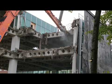 Abriß des Vegla-Hauses in Aachen: Betonschere in Aktion - Teil 1