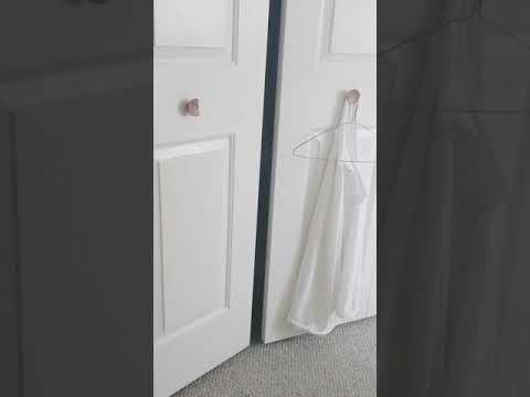HUGE 3BR/2BA Duplex UP Close to Blue Line! property video