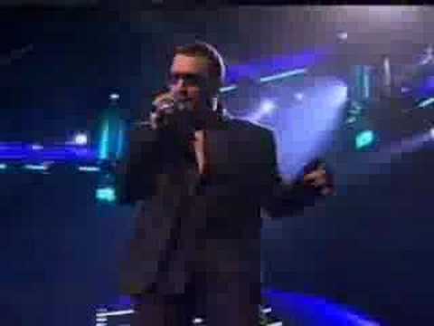 Bono and Kylie Minogue : short clip