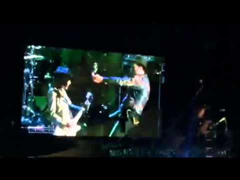 Nirvana Feat. Joan Jett - Smells Like Teen Spirit