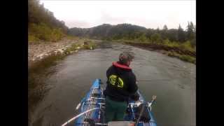 preview picture of video 'Crow Rapids Umpqua River'
