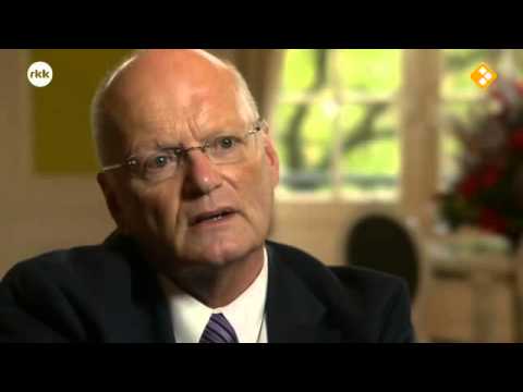 Kruispunt: De Zangeres Zonder Naam