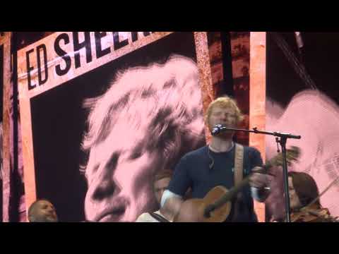 Ed Sheeran - Galway Girl with Beoga - Divide Tour Ipswich 25th August 2019