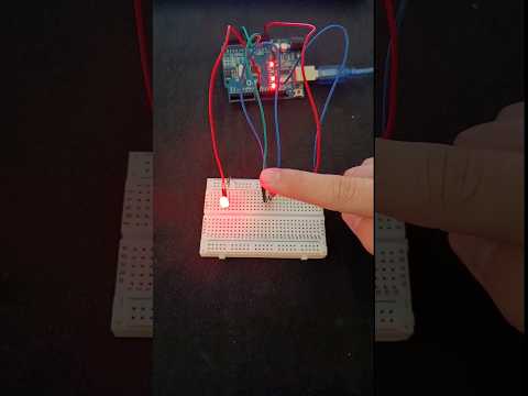 Utilizando um sensor de luminosidade para acender uma lâmpada com Arduino ??⚡ #dev #arduino #shorts