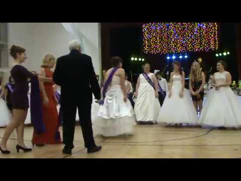 Školní ples Šaratice - šerpování 2017