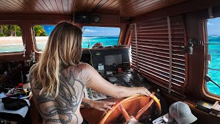 Download lagu Liveaboard HALF CENTURY OLD Sailboat (is living on old yacht a BAD IDEA?) mp3