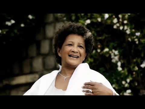 Hira faneva famangian'i Papa Fransoa Ny Ainga, Jaojoby, Bakomanga, Jerry Marcoss,       YouTube 2