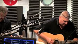 Session acoustique OÜI FM Trigger Finger - Camaro + All Night Long (reprise)