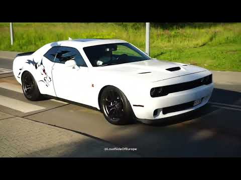 Cars entering/leaving Car Meet at Żory!