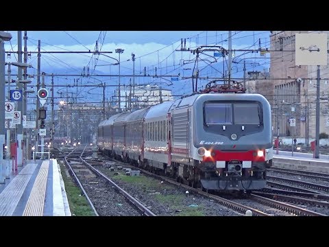 E464.292+E464.371 ICS in DTS titolari dell'ICN1526 Siracusa-Roma Termini in entrata a Roma Termini