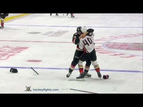 Jared Boll vs Mark Borowiecki