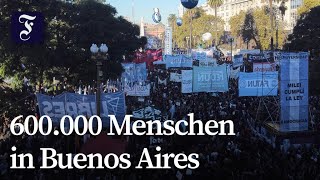 Massenproteste in Argentinien gegen Kürzungen an Universitäten