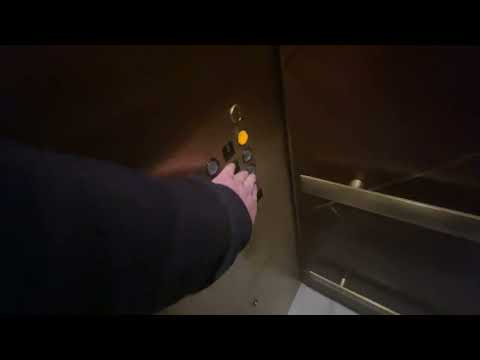 Beautiful KONE Dry-Powered Hydraulic Elevators @ Marriott Hotel - Indianapolis, IN