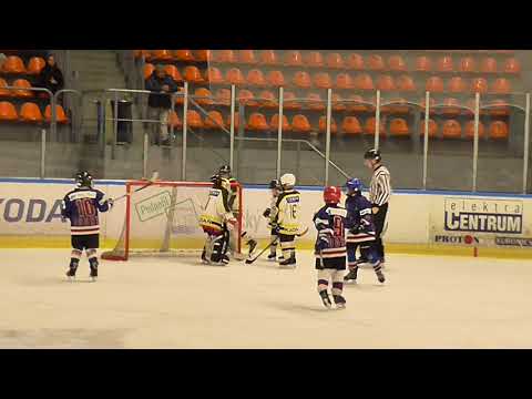 12. 11. 2017  ZS Litoměřice - mistr. turnaj  HC Slovan Louny - HC Trhači Kadaň 13:14  II.tř.