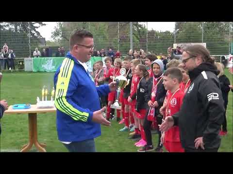 Siegerehrung - Pokalfinale FC Anker Wismar E1-Junioren - PSV Wismar 3:2