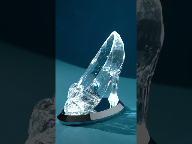 Vídeo relacionado con Paladone Cinderella Glass Slipper Light Officially Licensed Disney Princess Night Light, Magical Glow Mode and Standard Lighting, Collectors Gift