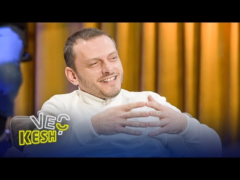 “Burra, sot po pimë supë!” - Barcoleta qesharake me aeroplan