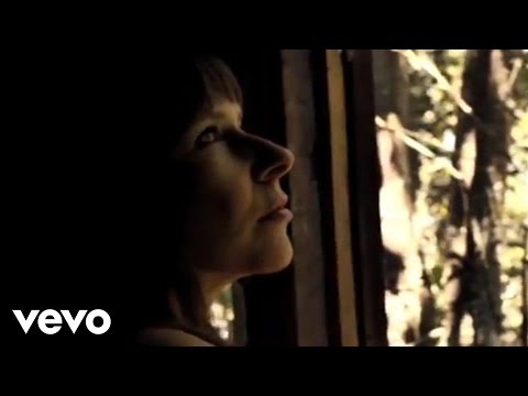 Eleni Mandell - Bun In The Oven