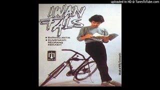Download lagu Iwan Fals - Kumenanti Seorang Kekasih - Composer : Yoes Yono 1984 (CDQ) mp3