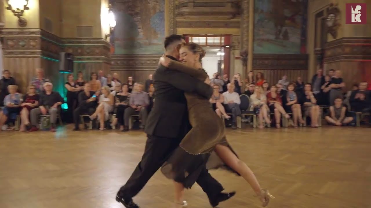 Malvina Gili e Sebastián Zánchez - Viejo Porton, Pablo Valle Sexteto