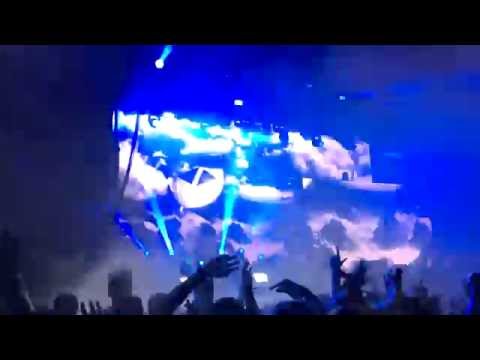 Creamfields 2016 Clips (KSHMR, Knife Party, Hardwell, Avicii, Alesso, Tiesto)