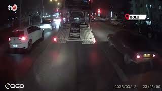 Çekici Otomobili Yola Düşürdü