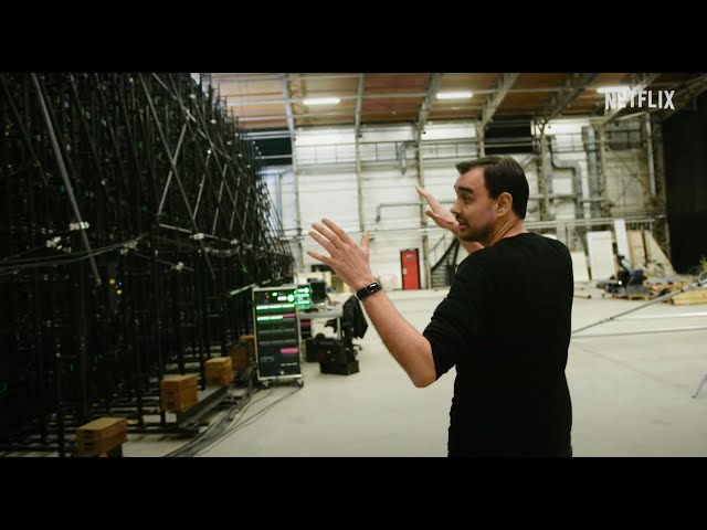 Behind the Scenes [Subtitled]