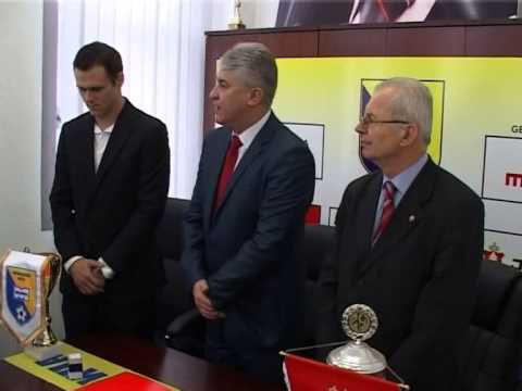 MODRICA CRVENA ZVEZDA 10 12