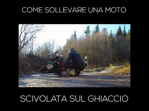 Mal di collo non può inclinarsi verso il lato ferisce Dolorose iniezioni nellarticolazione