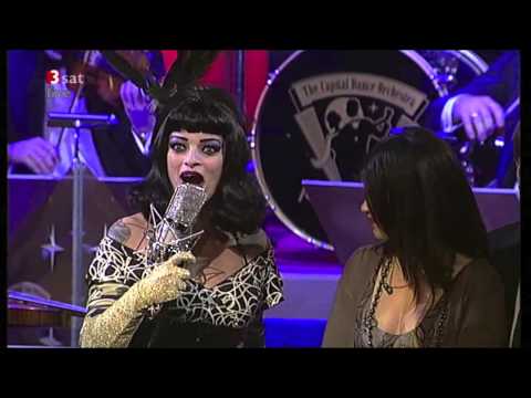 Nina Hagen & The Capital Dance Orchestra | Irgendwo auf der Welt