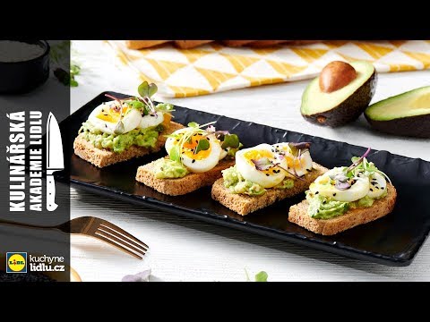 Zdravá snídaně - celozrnný chléb s avokádem a vejcem - Roman Paulus - Kulinářská Akademie Lidlu