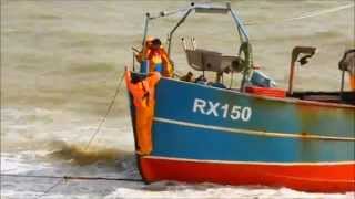 preview picture of video 'Fishing boat landing at Hastings'