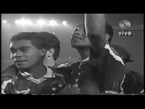 Cruzeiro Campeão da Libertadores - Entrega da taça - 1997