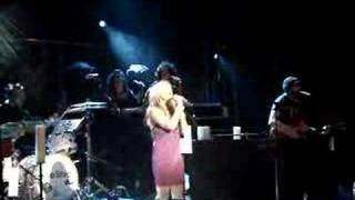 Lucie Silvas - Vredenburg 06-02-2007 - Alone