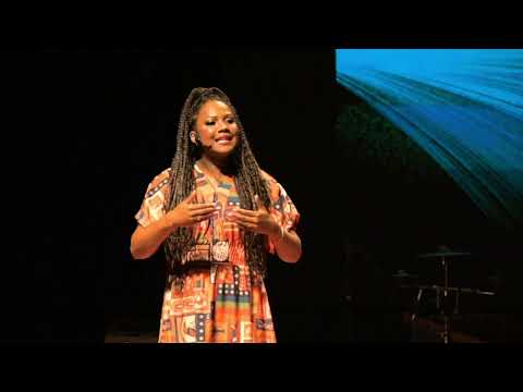 Uma Ponte entre Ignorância e Conhecimento, com Diversidade e Inclusão | Karina Marcelino | TEDxUDESC