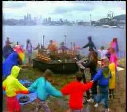 Sesame Street - It's the shpritzer honker splasher