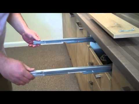 Come sganciare il frontale / come sganciare il cassetto [How to remove a kitchen drawer]