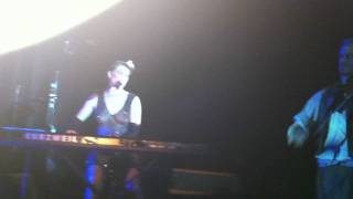 Fuck It! I&#39;m gonna go to Australia! Amanda Palmer (NYE Trash Masquerade, Melbourne)