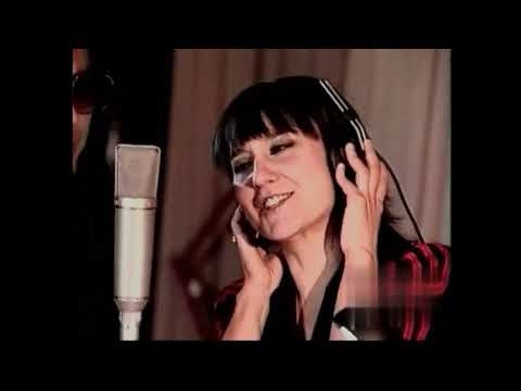 Amaral Ft. Beto Cuevas - Te Necesito 4K 2160p HD Remastered