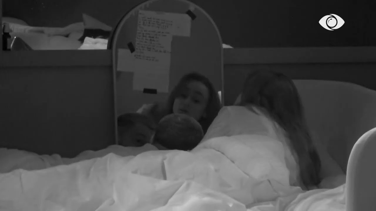 “Edhe ti ke shkruar për dikë”/ Gjesti-Eglit: Kujt ja ke dedikuar?