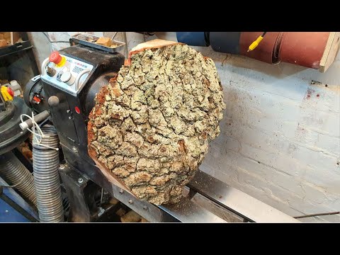 Woodturning - The Big Oak Burl