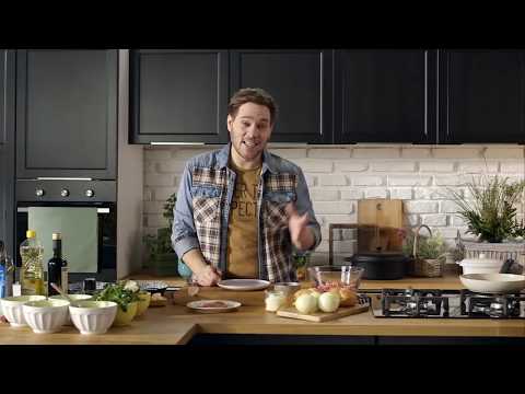 Széll Tamás - Sertésburger mézes mustárral és ropogós hagymakarikákkal