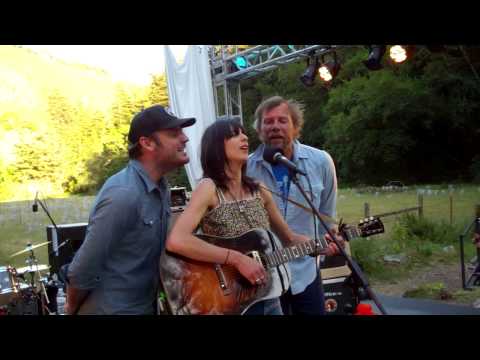 In The Mountians - Tim & Nicki Bluhm w/Dave Mulligan, HipNic VI