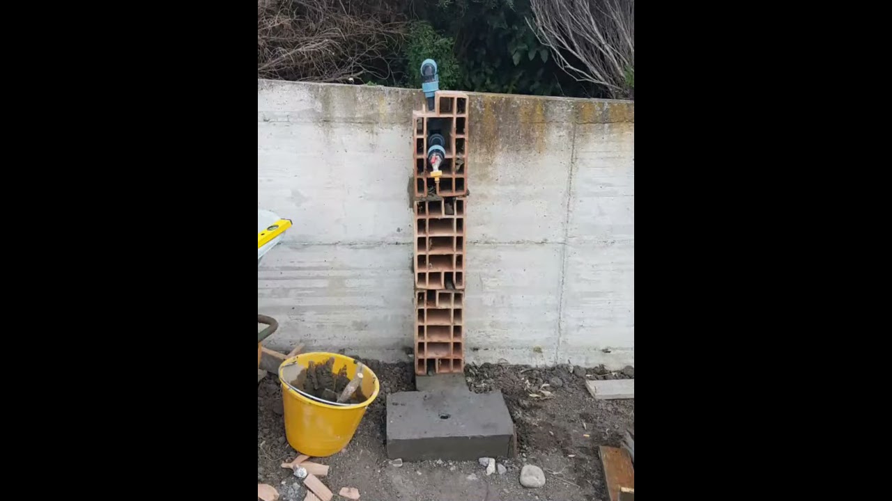 Costruire una fontana da giardino con materiale da recupero #shorts #faidate #diy