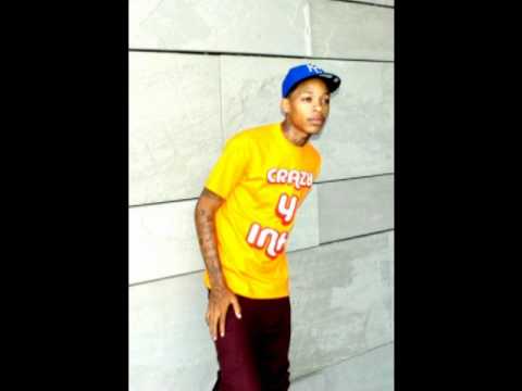 Young Sam ft. Fe Raw - Back Of the Club (Jerkin Song)