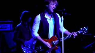 Jon Bon Jovi and Friends - Don&#39;t Leave Me Tonight - Starland Ballroom 2-23-09