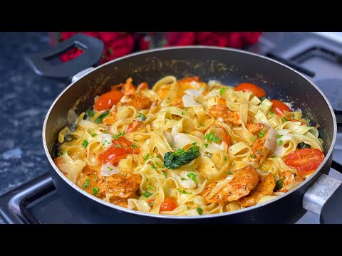 Super Creamy Chicken Pasta with Spinach and Tomatoes | Valentine Dinner Idea, It is so Delicious!