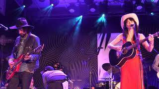 Nikki Lane 700,000 Rednecks